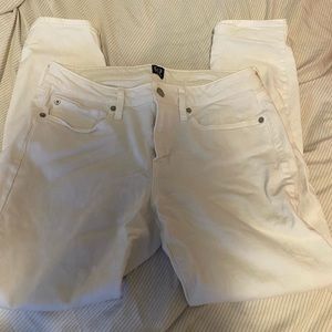 Gap white skinny jeans